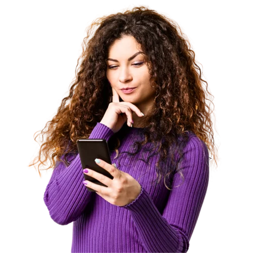 Mulher jovem analisando celular com ícones de casa, dinheiro e comemoração ao redor - criação de anúncios profissionais para aluguel por temporada pela Casa Hotel Assessoria.